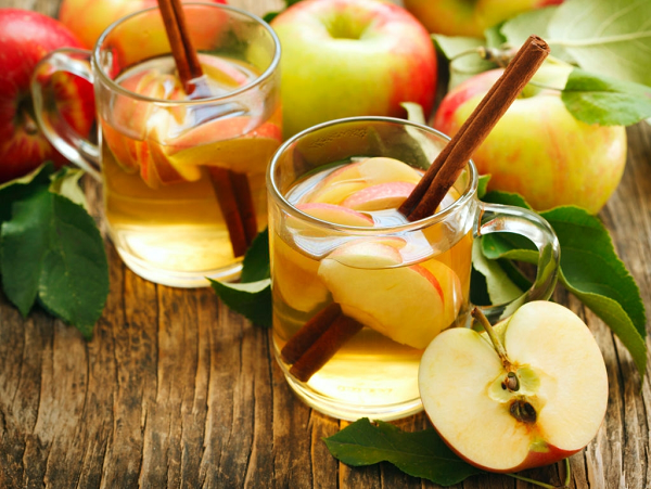 Nước detox từ táo và quế duy trì và giảm cân hiệu quả