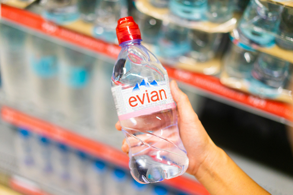 Nước khoáng Evian mang đến nhiều tác dụng hữu ích với sức khỏe