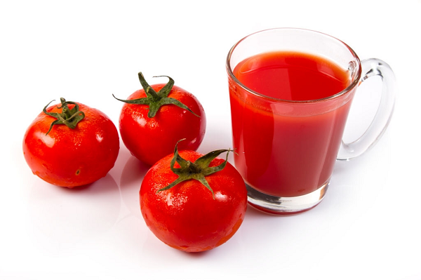 Nước cà chua chứa rất nhiều vitamin tốt cho cơ thể
